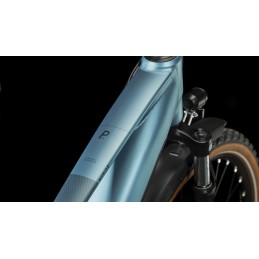CUBE NURIDE HYBRID PERFORMANCE 625 ALLROAD METALBLUE'N'RED 2023| Accessoires et équipeme...