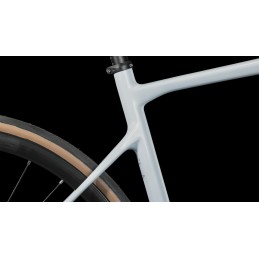 CUBE ATTAIN GTC RACE FLASHWHITE'N'BLACK 2024| Accessoires et équipements pour vélo