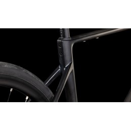 CUBE ATTAIN C:62 RACE BLACKLINE 2025| Accessoires et équipements pour vélo