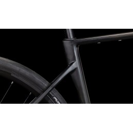 CUBE ATTAIN C:62 RACE BLACKLINE 2025| Accessoires et équipements pour vélo