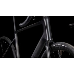 CUBE ATTAIN C:62 RACE BLACKLINE 2025| Accessoires et équipements pour vélo