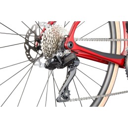 CANNONDALE SYNAPSE CARBON 4 METALLIC RED 2025| Accessoires et équipements pour vélo