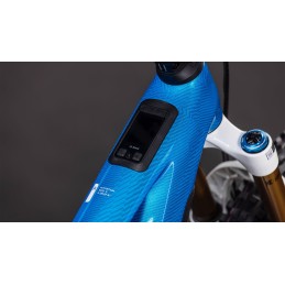 CUBE STEREO HYBRID ONE77 HPC AT 800 ACTION TEAM 2026 | Accessoires et équipements pou...