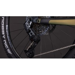 CUBE AMS HYBRID ONE44 C:68X TM 400X 2026 | Accessoires et équipements pou...