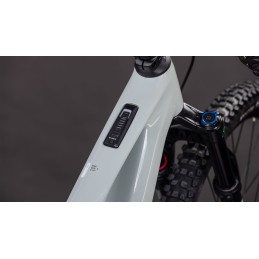CUBE AMS HYBRID ONE44 C:68X RACE 400X 2026 | Accessoires et équipements pou...