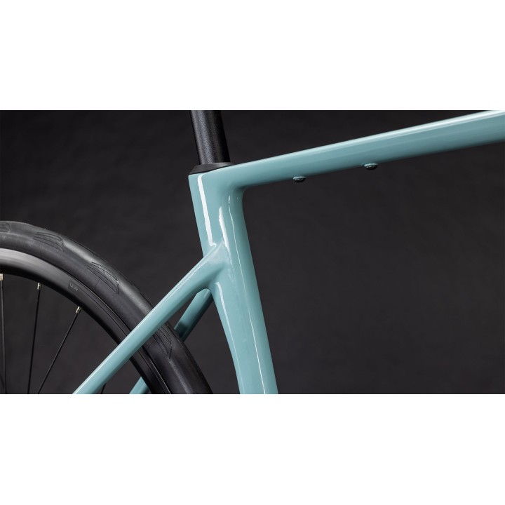 CUBE ATTAIN C:62 RACE SKYLIGHTBLUE'N'CYAN2026| Accessoires et équipements pour vélo