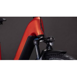 CUBE NURIDE HYBRID PRO 600 CHILI'N'BLACK 2026| Accessoires et équipeme...