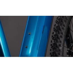 CUBE REACTION HYBRID PERFORMANCE 600 ELECTRICBLUE'N'DAZZLE 2026| Accessoires et équipements pou...