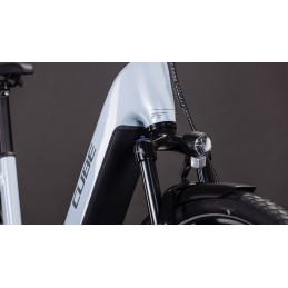 CUBE TOURING HYBRID ONE 600 GLACIER'N'REFLEX 2026| Accessoires et équipeme...