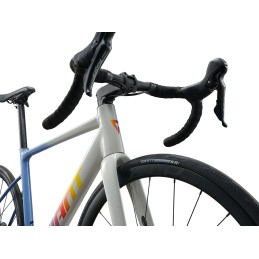 GIANT CONTEND SL 1 2026| Accessoires et équipements pour vélo