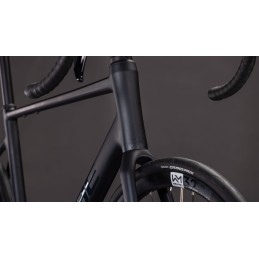 CUBE ATTAIN SLX COAL'N'PRISM 2026| Accessoires et équipements pour vélo