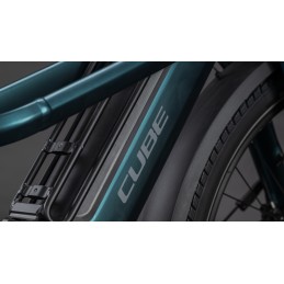 CUBE LONGTAIL HYBRID FAMILY 800 2026| Accessoires et équipeme...