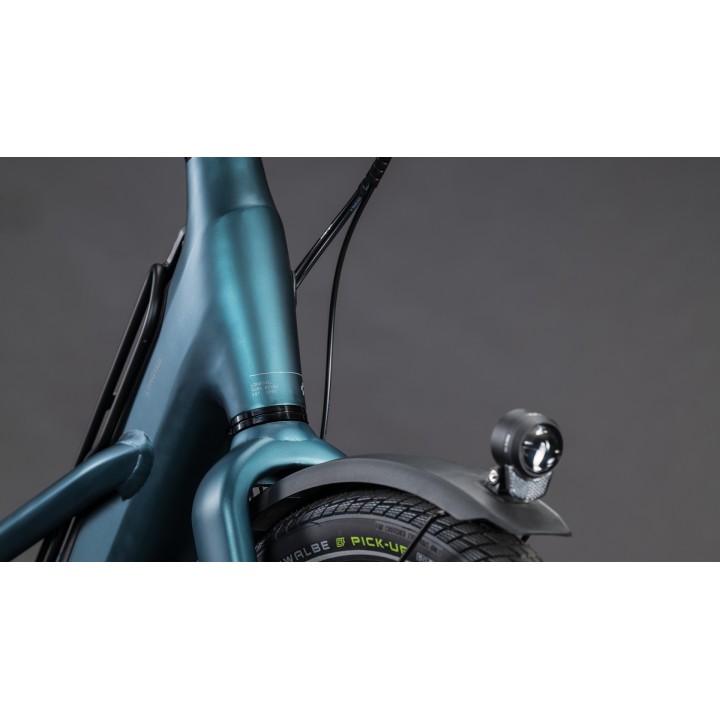 CUBE LONGTAIL HYBRID FAMILY 800 2026| Accessoires et équipeme...