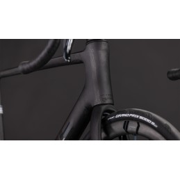 CUBE LITENING AIR C:68X SLT GOLDDUST'N'PRISM 2026| Accessoires et équipements pour vélo