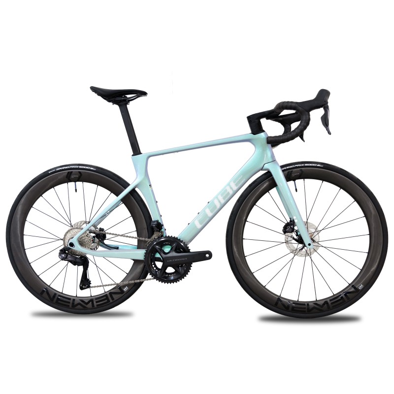 CUBE AGREE C:62 SLT ULTEGRA GREENFUSION'N'WHITE 2026| Accessoires et équipements pour vélo