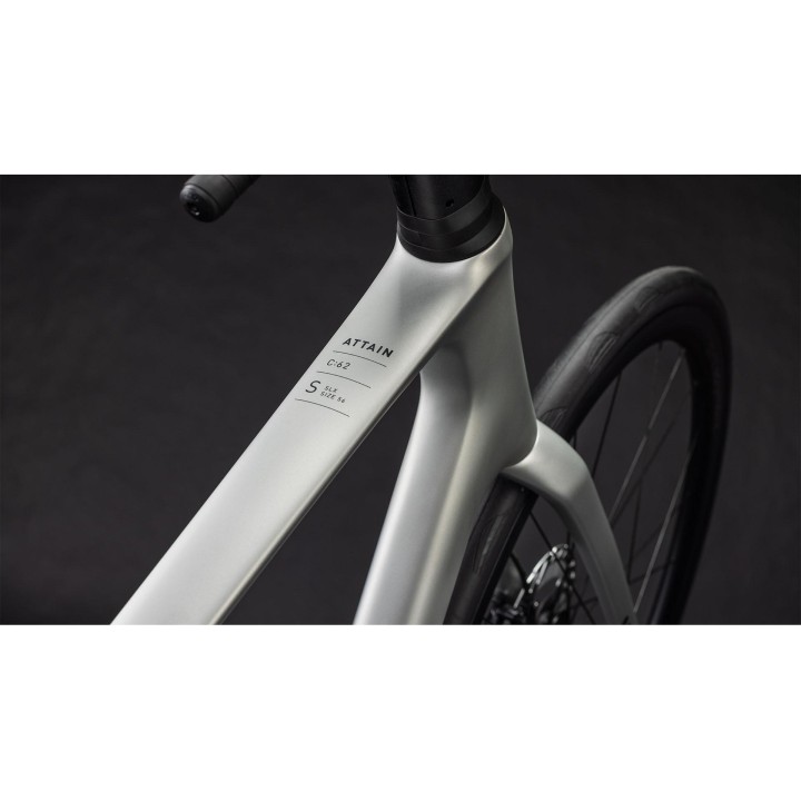 CUBE ATTAIN C:62 SLX SLEEKGREY´N´PRISM 2026| Accessoires et équipements pour vélo