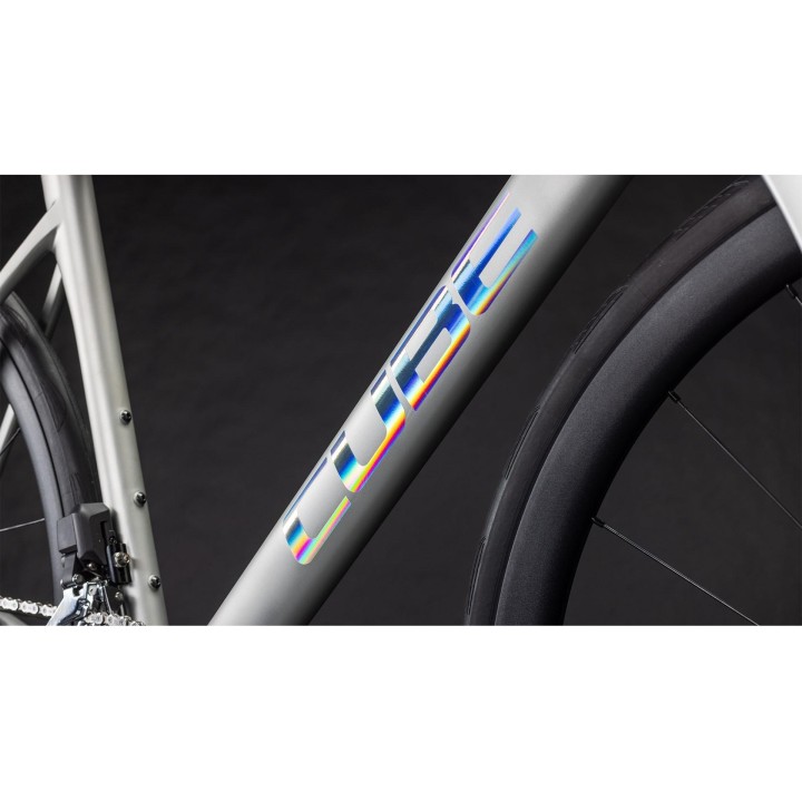 CUBE ATTAIN C:62 SLX SLEEKGREY´N´PRISM 2026| Accessoires et équipements pour vélo