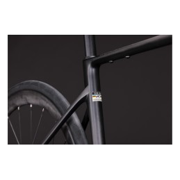 CUBE ATTAIN C:62 RACE CARBON'N'CHROME 2027| Accessoires et équipements pour vélo
