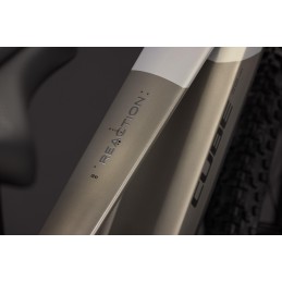 CUBE REACTION HYBRID ONE 720 PEARLSILVER'N'CHROME 2027 | Accessoires et équipements pou...