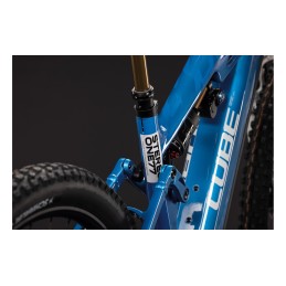 CUBE STEREO HYBRID ONE77 HPC AT 800 ACTION TEAM 2027 | Accessoires et équipements pou...