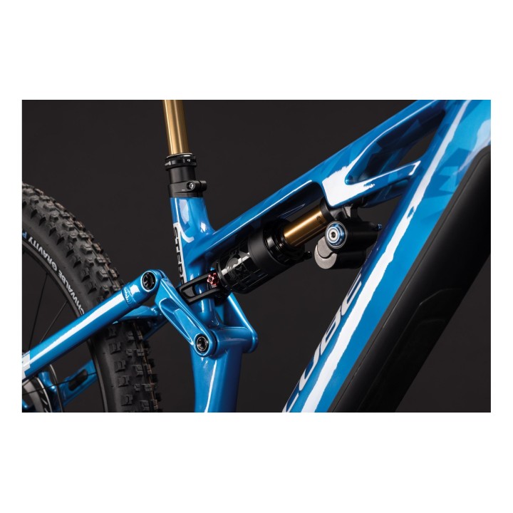 CUBE STEREO HYBRID ONE77 HPC AT 800 ACTION TEAM 2027 | Accessoires et équipements pou...