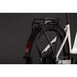 CUBE TOURING HYBRID ONE 600 METALLICWHITE'N'CHROME 2027 | Accessoires et équipeme...