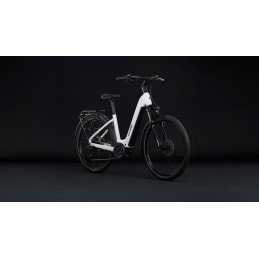 CUBE TOURING HYBRID ONE 600 METALLICWHITE'N'CHROME 2027 | Accessoires et équipeme...