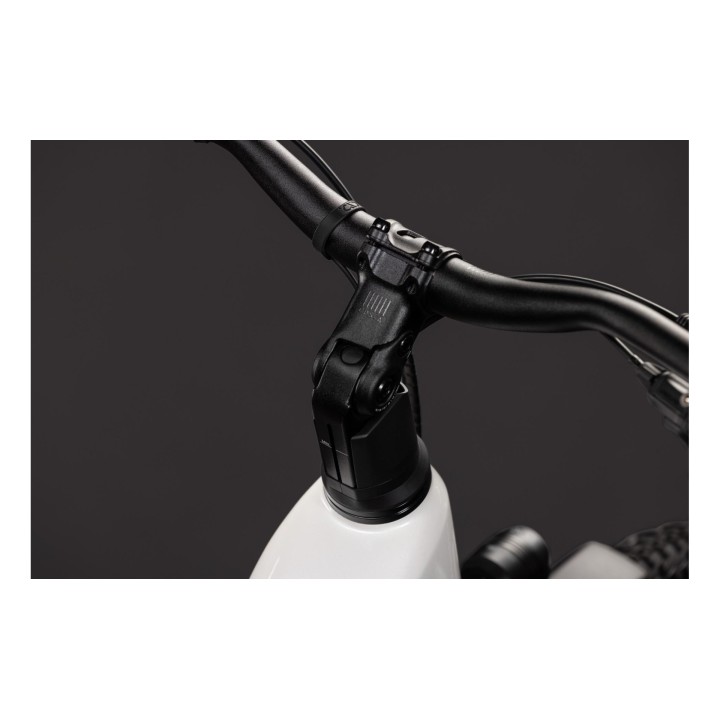CUBE NURIDE HYBRID PERFORMANCE 720 METALLICWHITE'N'GREY 2027| Accessoires et équipements pou...