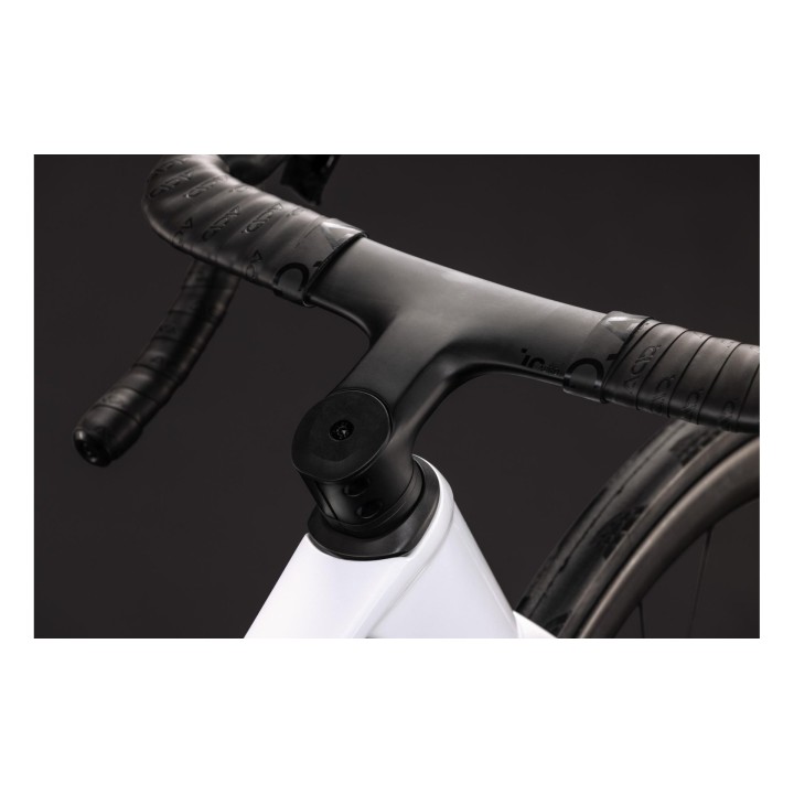CUBE LITENING AERO C:68X PRO CHALKY'N'BLACK 2027 | Accessoires et équipements pour vélo