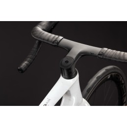 CUBE LITENING AIR C:68X PRO CHALKYFIBRE'N'GOLD 2027| Accessoires et équipements pour vélo