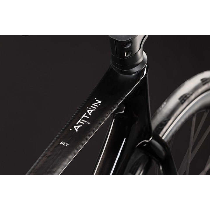 CUBE ATTAIN C:62 SLT CARBON'N'BLUE 2027| Accessoires et équipements pour vélo
