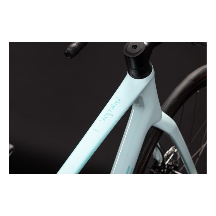 CUBE ATTAIN C:62 RACE FROSTYMINT'N'MINT 2027| LAROUELIBRE.FR