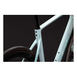 CUBE ATTAIN C:62 RACE FROSTYMINT'N'MINT 2027| LAROUELIBRE.FR