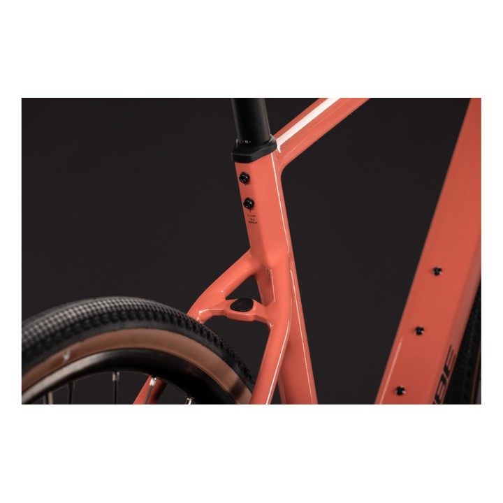 CUBE NUROAD ONE SPICYPAPAYA'N'BLACK 2027 | LAROUELIBRE.FR