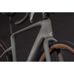 CUBE NUROAD HYBRID C:62 RACE 400 OLDGREY'N'GREY 2027 | Accessoires et équipements pour vélo