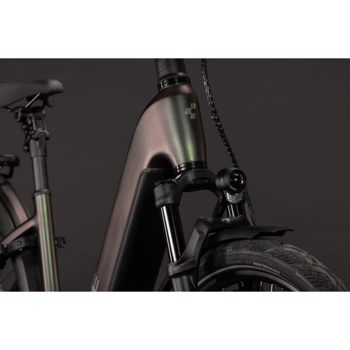 CUBE KATHMANDU HYBRID EXC 800 STELLAR'N'CHROME 2027 | Accessoires et équipeme...