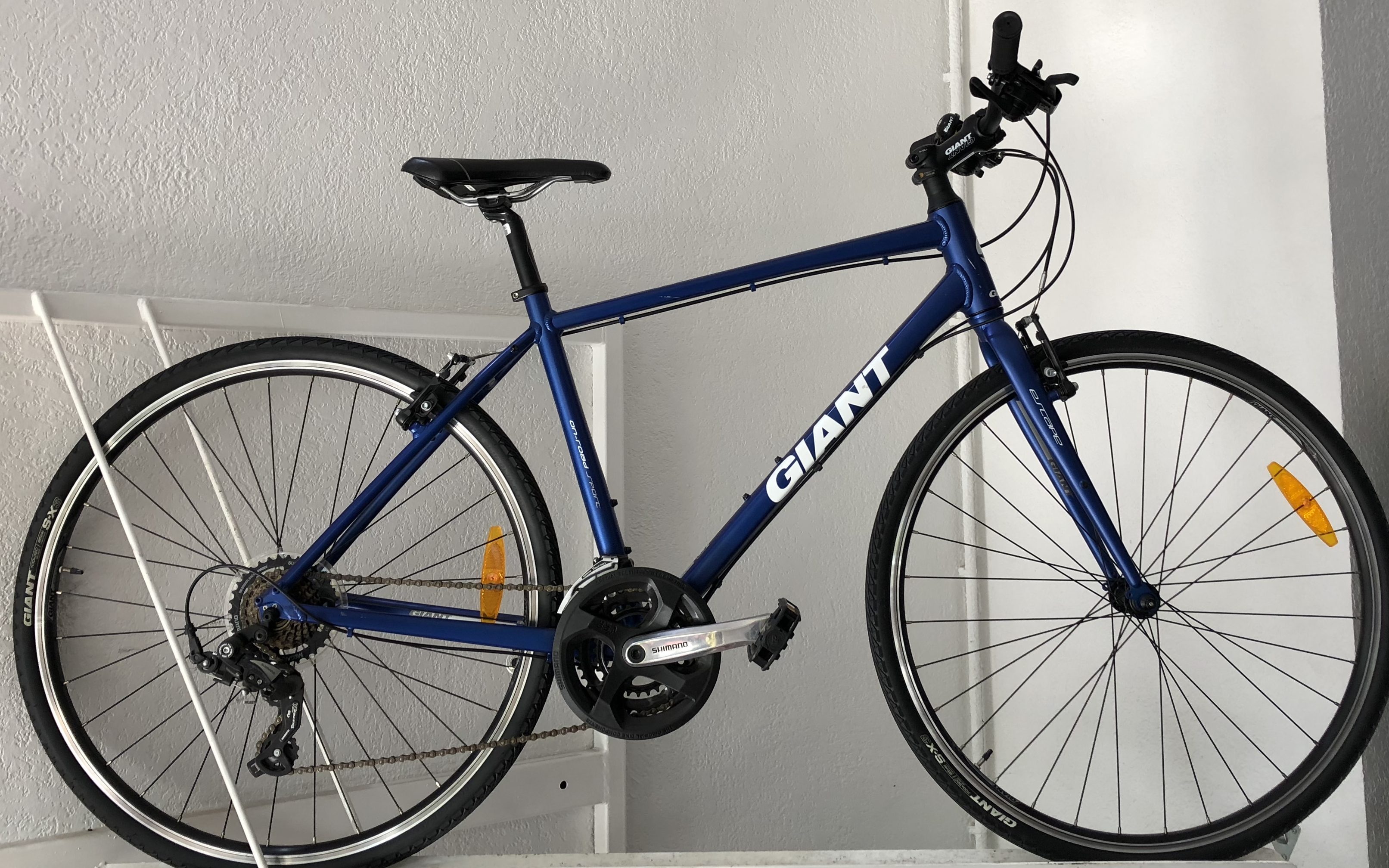 Giant escape 3 on road sport hot sale